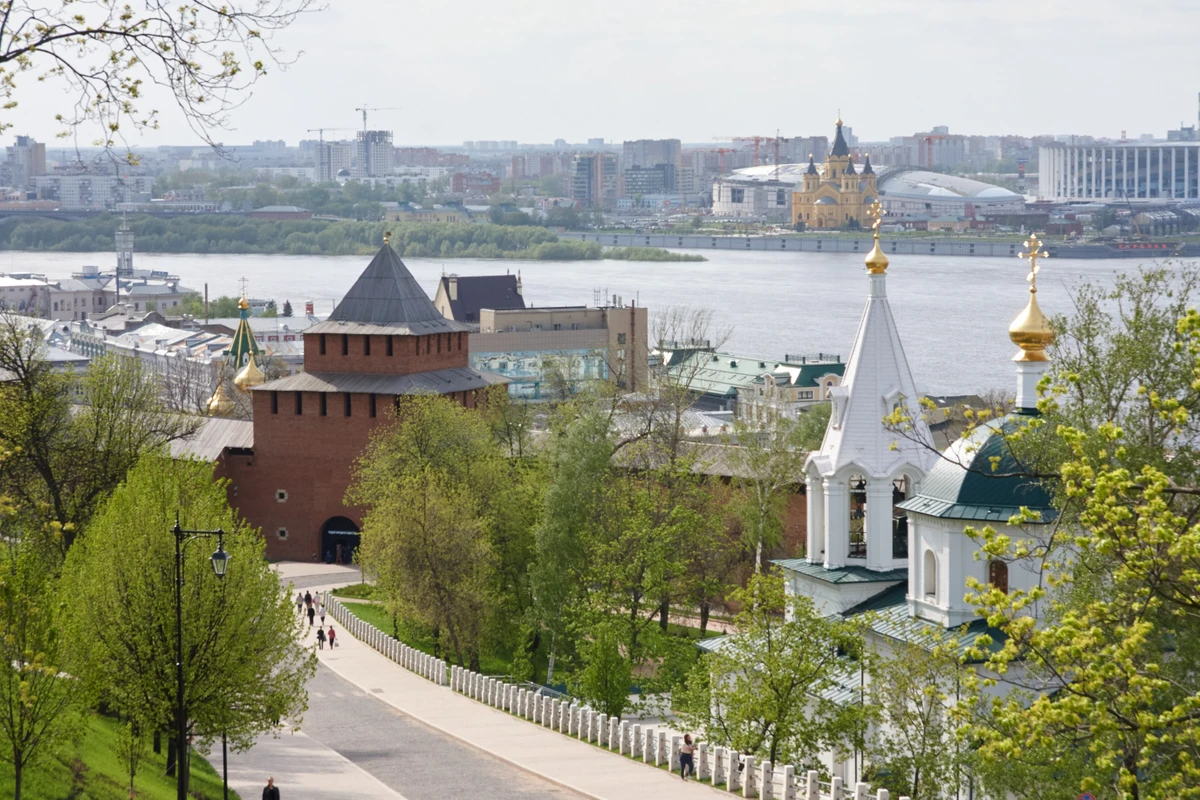 По Нижнему Новгороду — на авто — фото 2