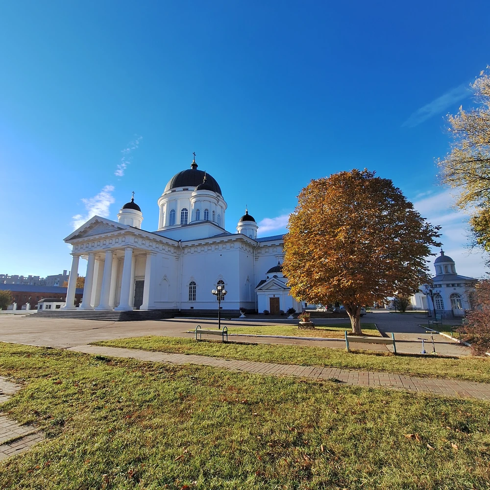 Ярмарка контрастов в Нижнем Новгороде: две грани, два мира, две реки — фото 7
