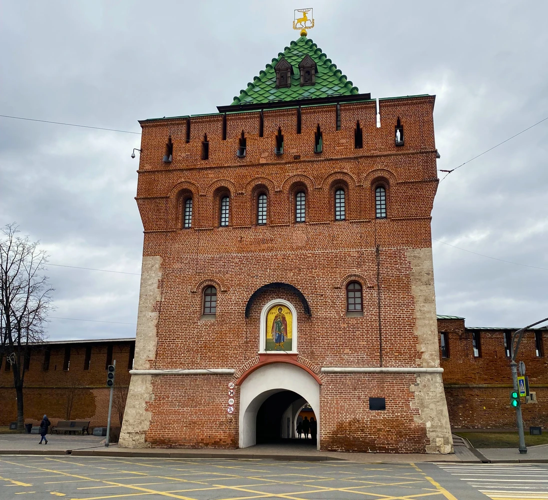 Мистификаторы, подвалы и монархи: прогулка по Нижегородского кремлю — фото 5