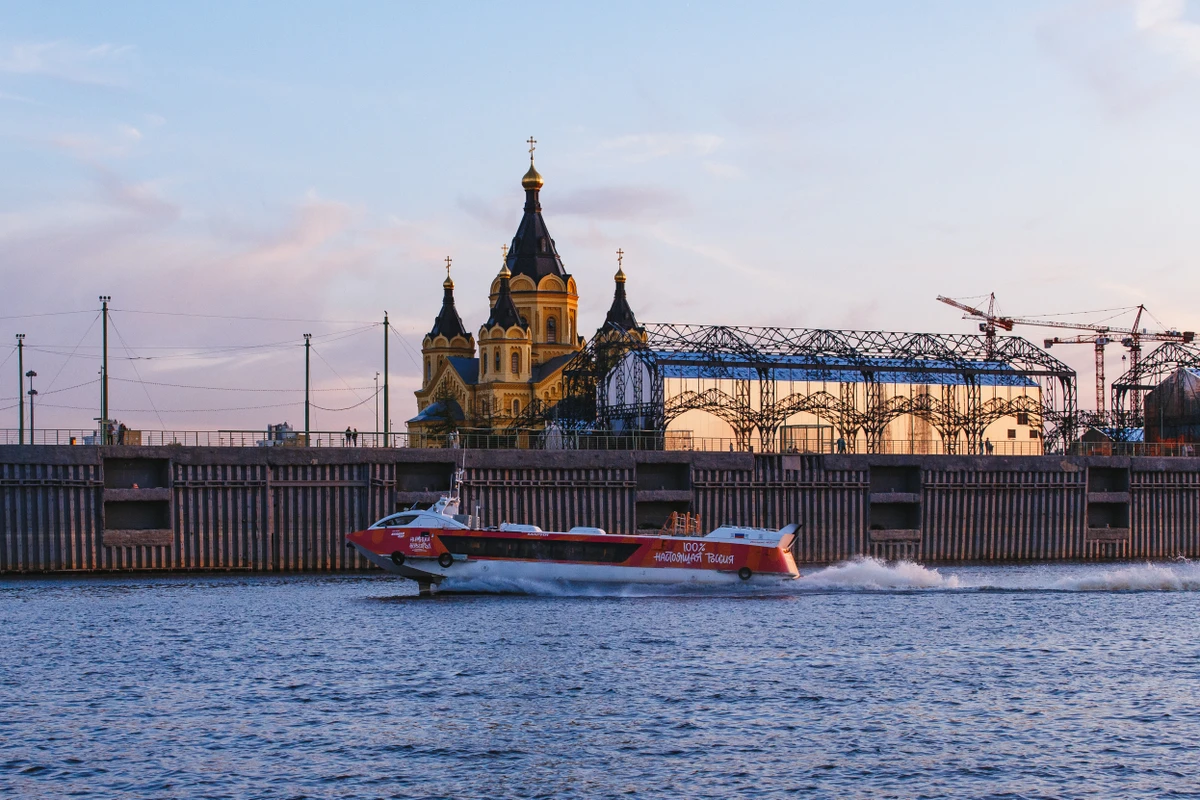 Рассветы и закаты Нижнего: Рождественская улица и прогулка по Волге — фото 8