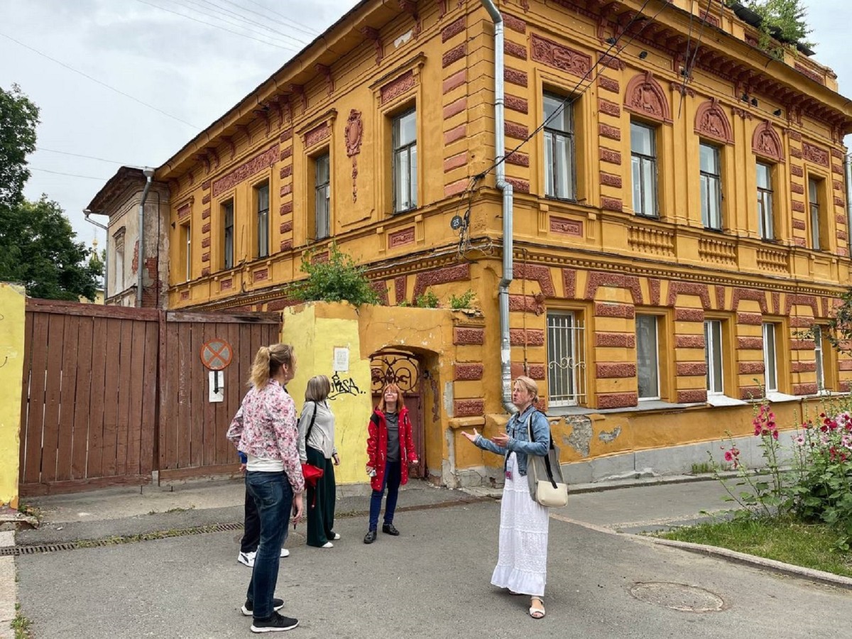 Каменные палаты и купеческие особняки Започаинья — с краеведом — фото 8