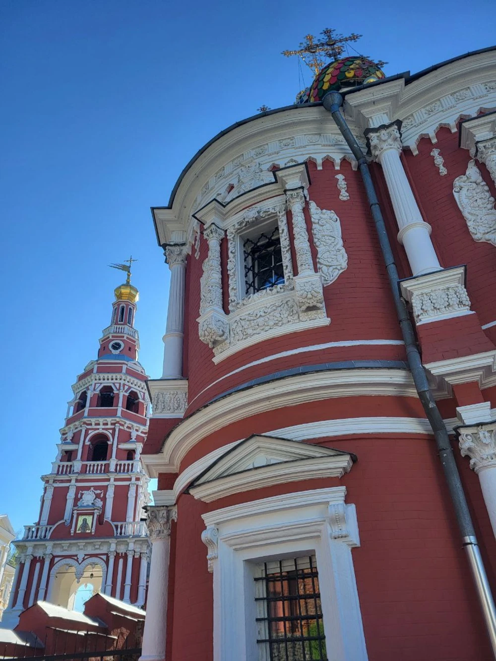 Экскурсия по Рождественской + дегустация локального пенного в баре (18+) — фото 5